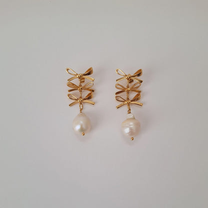 Pendiente Peregrina Lazos